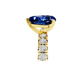 Yellow gold Heart Cut Blue Sapphire Solitaire Pavé Engagement Ring with Round Band and Prong Setting_84