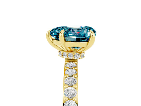 Yellow gold Heart Cut Blue Topaz Solitaire Engagement Ring with Pavé Band and Four-Prong Setting_5