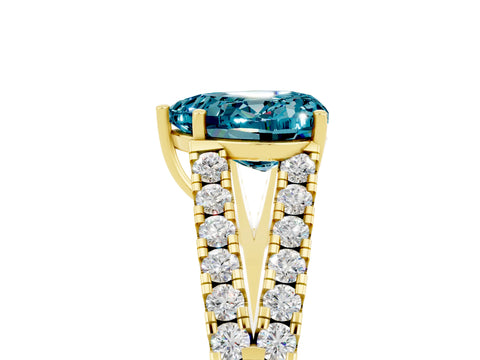 Yellow gold Heart Cut Blue Topaz Split Shank Pavé Engagement Ring with Four-Prong Setting_17