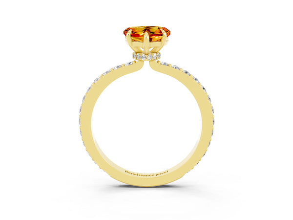 Yellow gold Heart Cut Citrine Solitaire Engagement Ring with Pavé Band and Four-Prong Setting