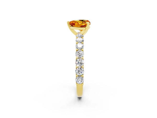 Yellow gold Heart Cut Citrine Solitaire Ring with Shared Prong Pavé Band and Four-Prong Setting