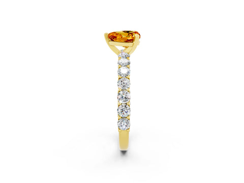 Yellow gold Heart Cut Citrine Solitaire Ring with Shared Prong Pavé Band and Four-Prong Setting_2
