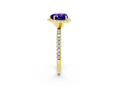 Yellow gold Heart Cut Cut Diamond Floral Halo Engagement Ring with Pavé Band and Prong Setting_2