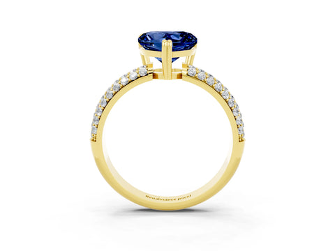 Yellow gold Heart Cut Cut Diamond Milgrain Marquise Band with Prong Setting_3
