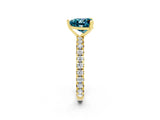Yellow gold Heart Cut Cut Diamond Pavé Band with Four-Prong Setting_2