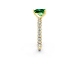 Yellow gold Heart Cut Cut Diamond Pavé Band with Four-Prong Setting_2