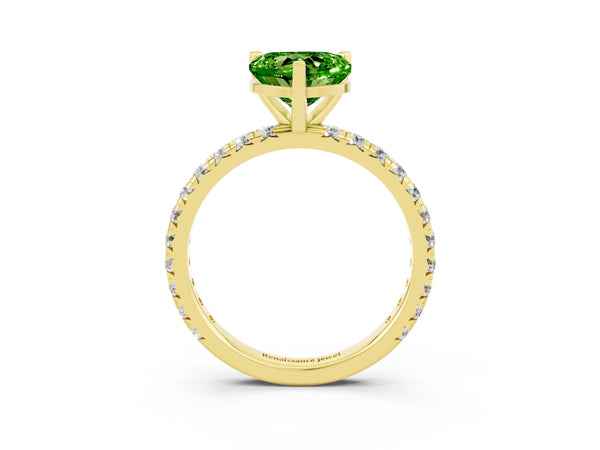 Yellow gold Heart Cut Cut Diamond Pavé Band with Four-Prong Setting