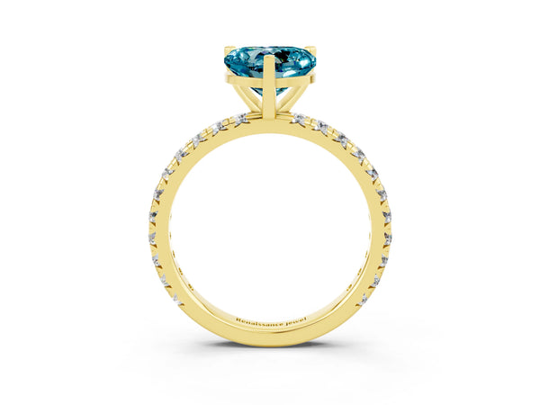Yellow gold Heart Cut Cut Diamond Pavé Band with Four-Prong Setting