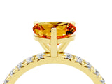 Yellow gold Heart Cut Cut Diamond Pavé Band with Four-Prong Setting_4