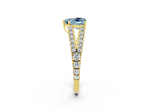 Yellow gold Heart Cut Cut Split Shank Pave Diamond Engagement Ring with Four-Prong Setting_2