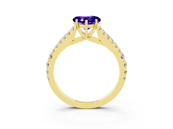Yellow gold Heart Cut Tanzanite Split Shank Engagement Ring with Round Pavé and Prong Setting