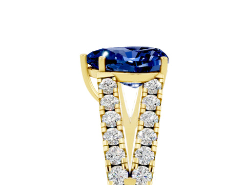Yellow gold Heart Cut Cut Split Shank Pave Diamond Engagement Ring with Four-Prong Setting_5