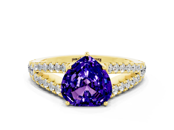 Yellow gold Heart Cut Tanzanite Split Shank Engagement Ring with Round Pavé and Prong Setting