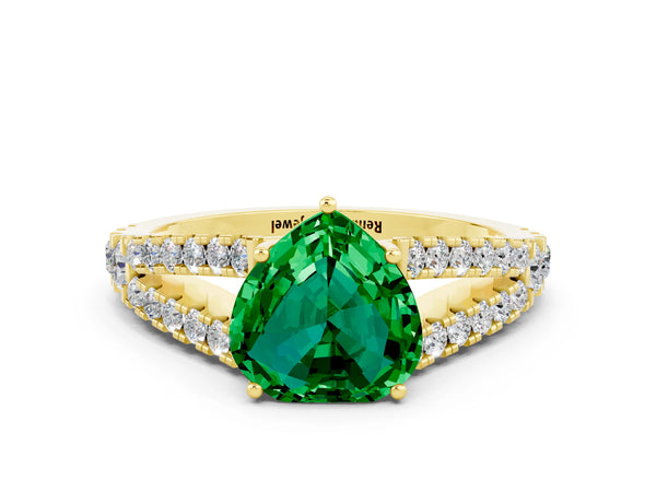 Yellow gold Heart Cut Emerald Split Shank Engagement Ring with Round Pavé and Prong Setting