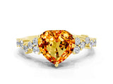 Yellow gold Heart Cut Diamond Cluster Pavé Band with Four-Prong Setting
