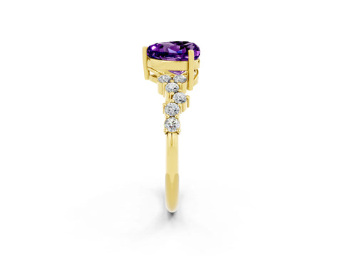 Yellow gold Heart Cut Diamond Cluster Pavé Band with Four-Prong Setting_14