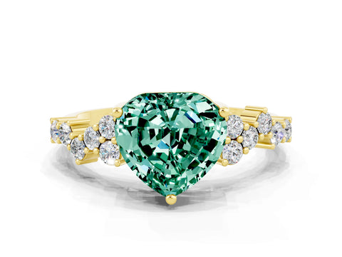 Yellow gold Heart Cut Diamond Cluster Pavé Band with Four-Prong Setting