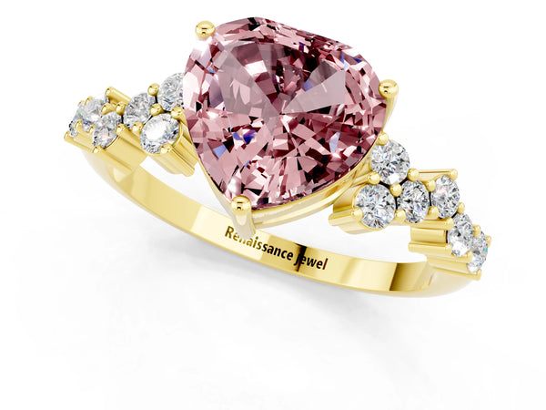 Yellow gold Heart Cut Diamond Cluster Pavé Band with Four-Prong Setting