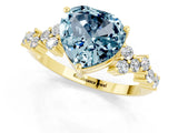 Yellow gold Heart Cut Diamond Cluster Pavé Band with Four-Prong Setting_1