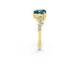 Yellow gold Heart Cut Diamond Cluster Pavé Band with Four-Prong Setting_2