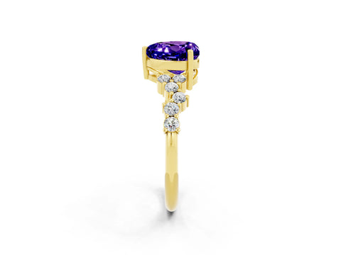 Yellow gold Heart Cut Diamond Cluster Pavé Band with Four-Prong Setting_2