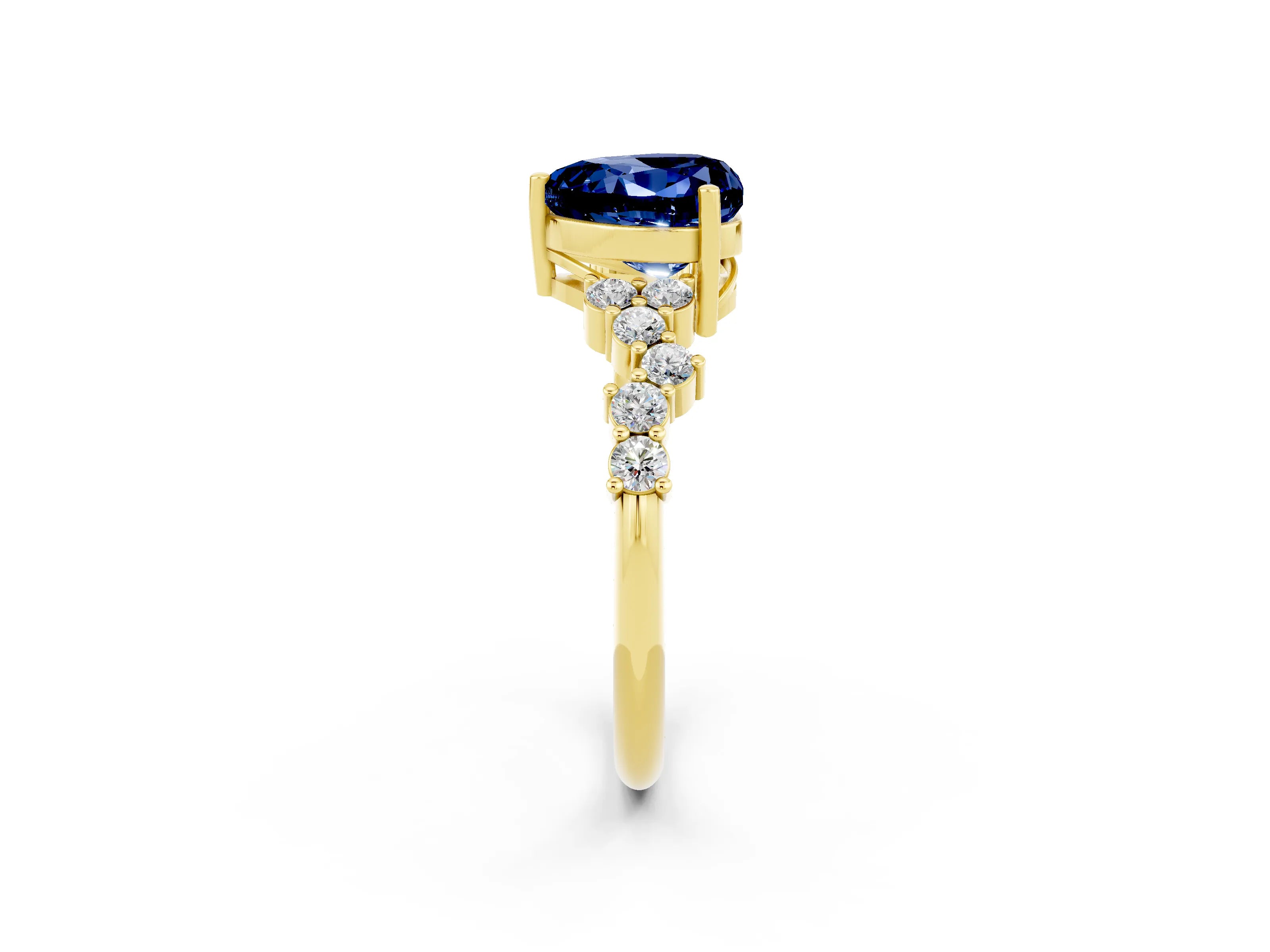 Yellow gold Heart Cut Diamond Cluster Pavé Band with Four-Prong Setting_2