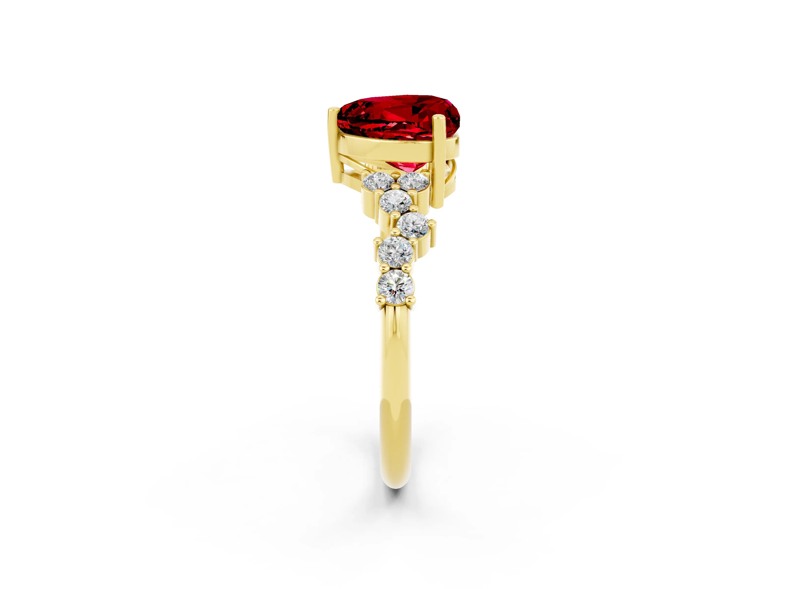 Yellow gold Heart Cut Diamond Cluster Pavé Band with Four-Prong Setting_2