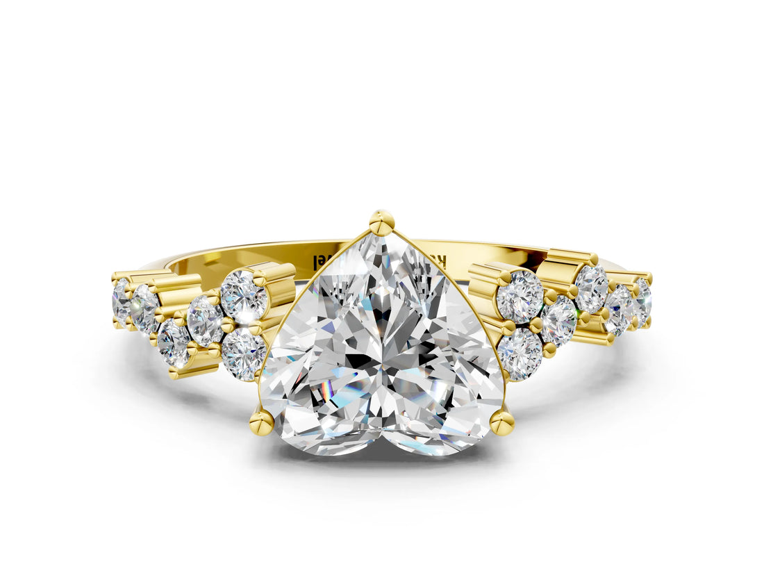 Yellow gold Heart Cut Diamond Cluster Pavé Band with Four-Prong Setting_3