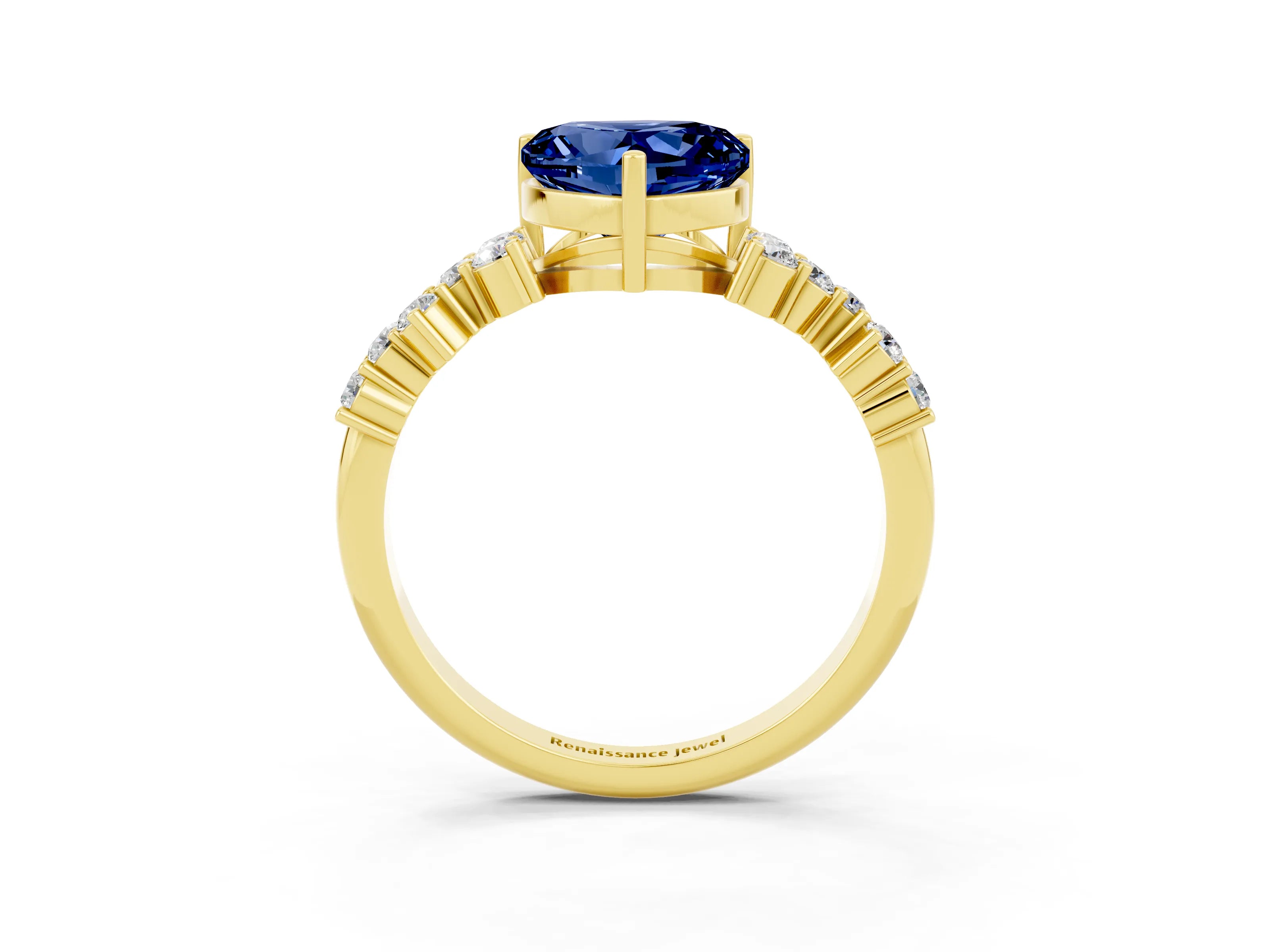 Yellow gold Heart Cut Diamond Cluster Pavé Band with Four-Prong Setting_3