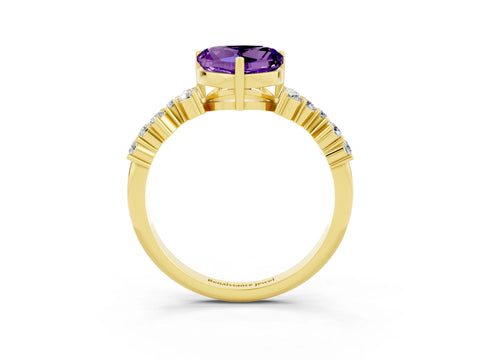 Yellow gold Heart Cut Diamond Cluster Pavé Band with Four-Prong Setting_3