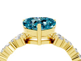 Yellow gold Heart Cut Diamond Cluster Pavé Band with Four-Prong Setting_4
