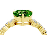 Yellow gold Heart Cut Diamond Cluster Pavé Band with Four-Prong Setting_4