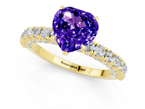 Yellow gold Heart Cut Diamond Pavé Band Solitaire Ring with Prong Setting_1