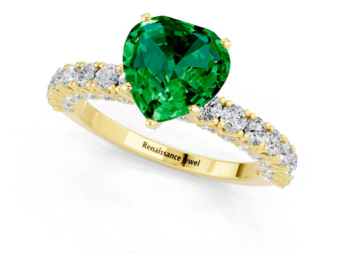 Yellow gold Heart Cut Diamond Pavé Band Solitaire Ring with Prong Setting_1