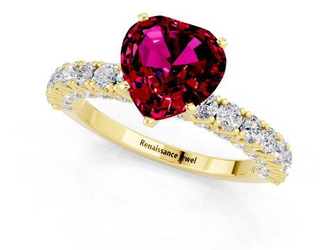 Yellow gold Heart Cut Diamond Pavé Band Solitaire Ring with Prong Setting_1