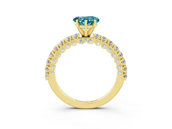 Yellow gold Heart Cut Diamond Pavé Band Solitaire Ring with Prong Setting