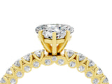 Yellow gold Heart Cut Diamond Pavé Band Solitaire Ring with Prong Setting_4