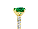 Yellow gold Heart Cut Diamond Pavé Band Solitaire Ring with Prong Setting_5