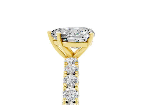 Yellow gold Heart Cut Diamond Pavé Band Solitaire Ring with Prong Setting_5