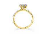 Yellow gold Heart Cut Diamond Pavé Band Solitaire with Four-Prong Setting_7