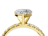 Yellow gold Heart Cut Diamond Pavé Band with Four-Prong Setting_40