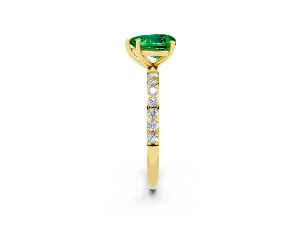Yellow gold Heart Cut Emerald Solitaire Ring with Round Pavé Shoulders and Prong Setting
