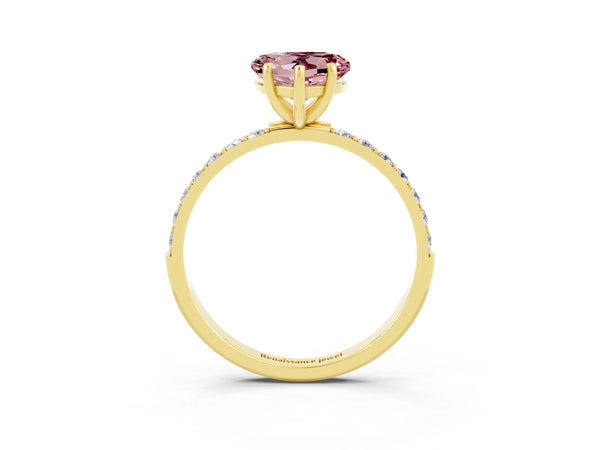 Yellow gold Heart Cut Diamond Pavé Band with Six-Prong Setting