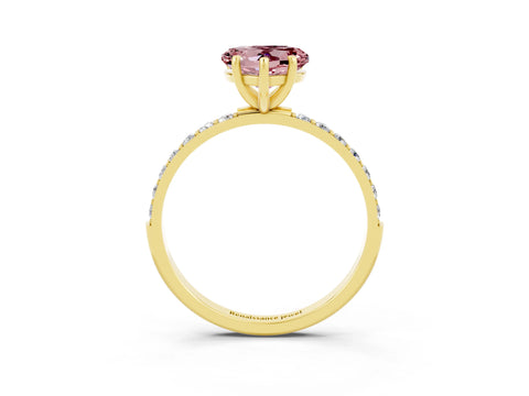 Yellow gold Heart Cut Diamond Pavé Band with Six-Prong Setting_3