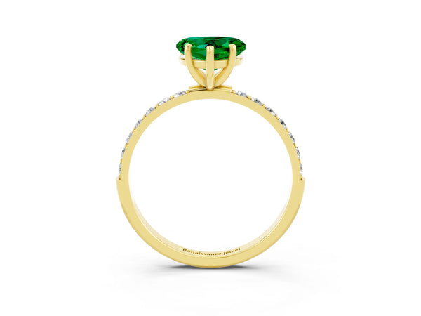 Yellow gold Heart Cut Emerald Solitaire Ring with Round Pavé Shoulders and Prong Setting