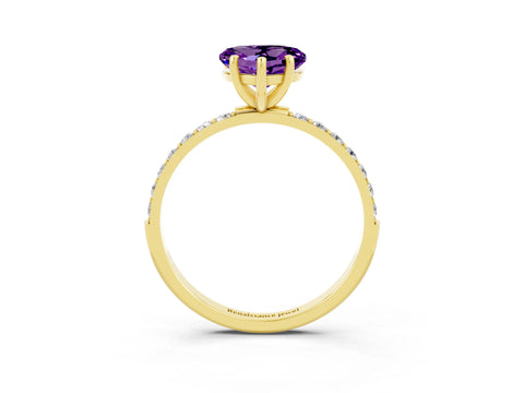 Yellow gold Heart Cut Diamond Pavé Band with Six-Prong Setting_3