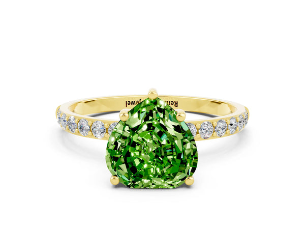 Yellow gold Heart Cut Diamond Pavé Band with Six-Prong Setting