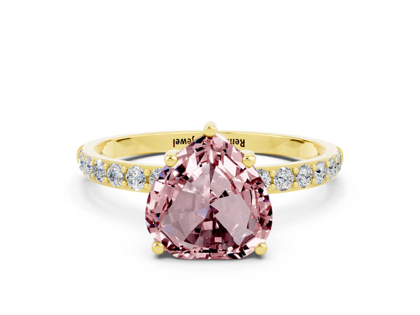 Yellow gold Heart Cut Diamond Pavé Band with Six-Prong Setting