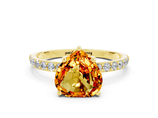 Yellow gold Heart Cut Citrine Solitaire Ring with Round Pavé Shoulders and Prong Setting