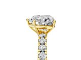 Yellow gold Heart Cut Diamond Pavé Solitaire Engagement Ring with Four-Prong Setting_99